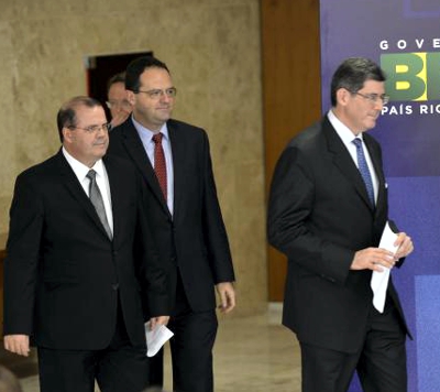 NOVA EQUIPE ECONOMICA